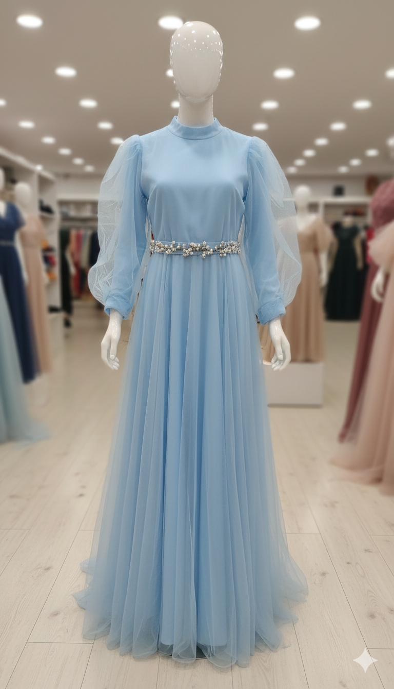 فستان دانتيل منفوش