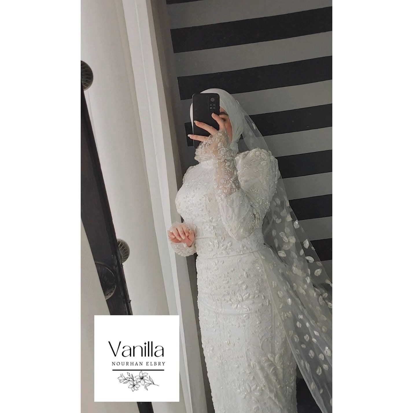فستان زفاف أوف وايت - 4