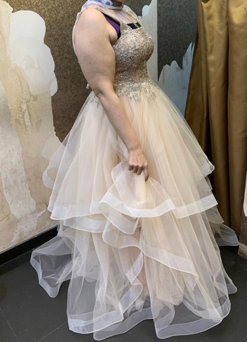 فستان خطوبة جميل. - 3