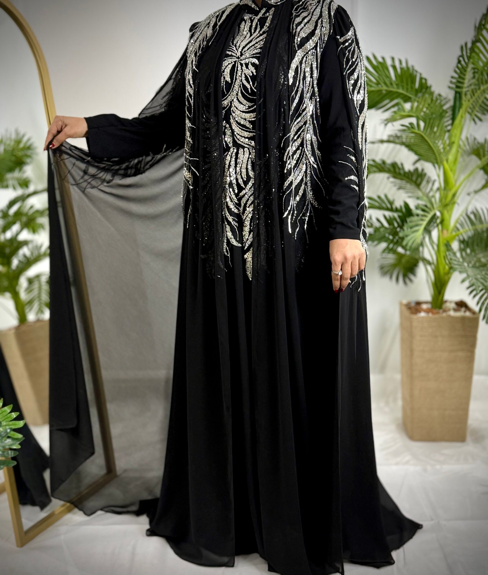 فستان لامهات بتطريز وكاب امامى