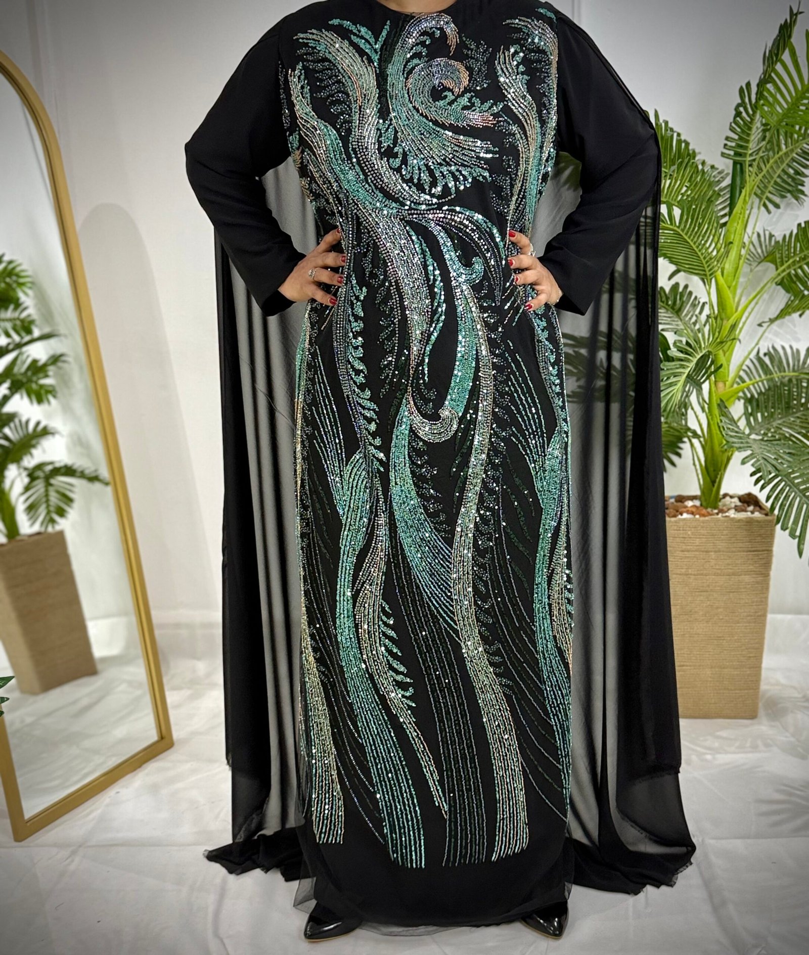 فستان اسود بدون قصه وسط لامهات - 2