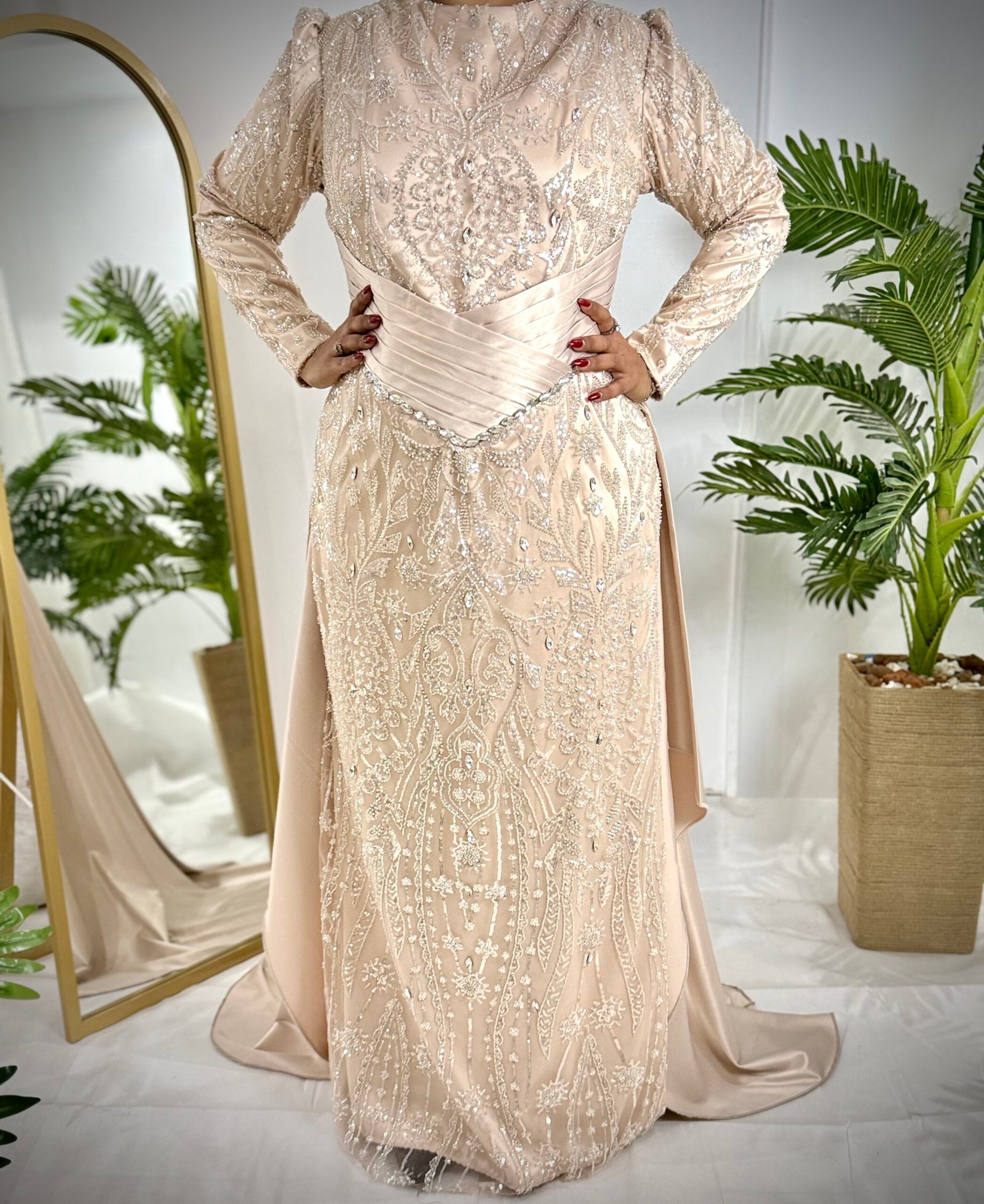 فستان مطرز ومواضا - 2