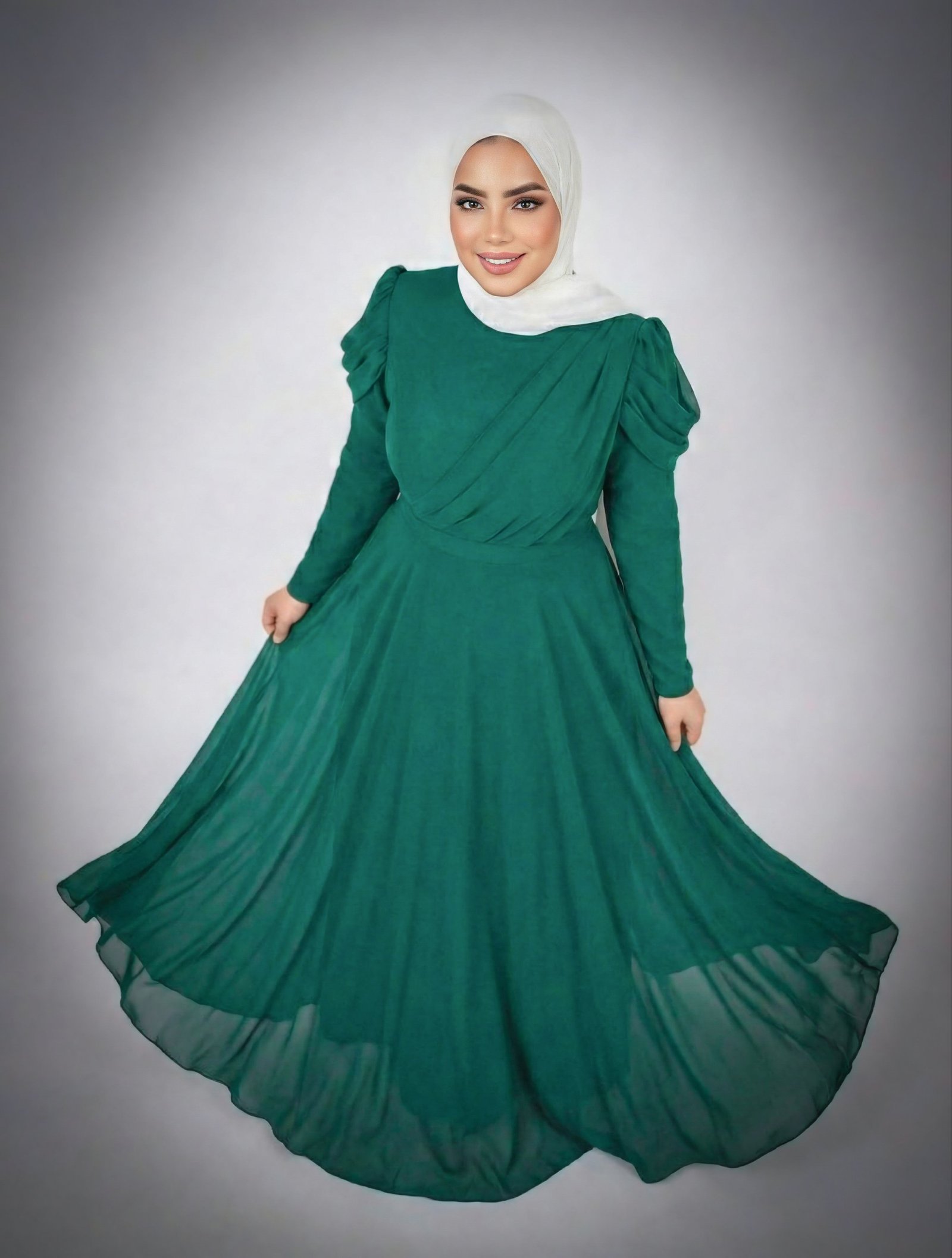 فستان شيفون طويل الأكمام باللون الأخضر الزمردي - 3